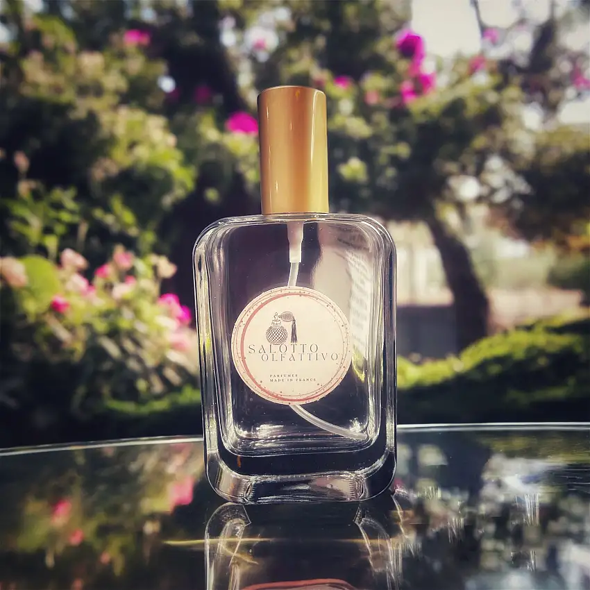 AMBRE EN BOISE’ inedito Salotto Olfattivo ricorda Quercia di Acqua di Parma